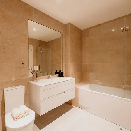 Mary Pink - No 1a - Well Decor Two-bedroom Lissabon