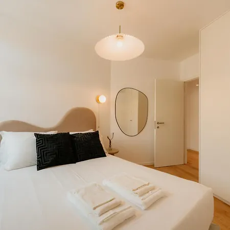 Mary Pink - No 1a - Well Decor Two-bedroom Lissabon